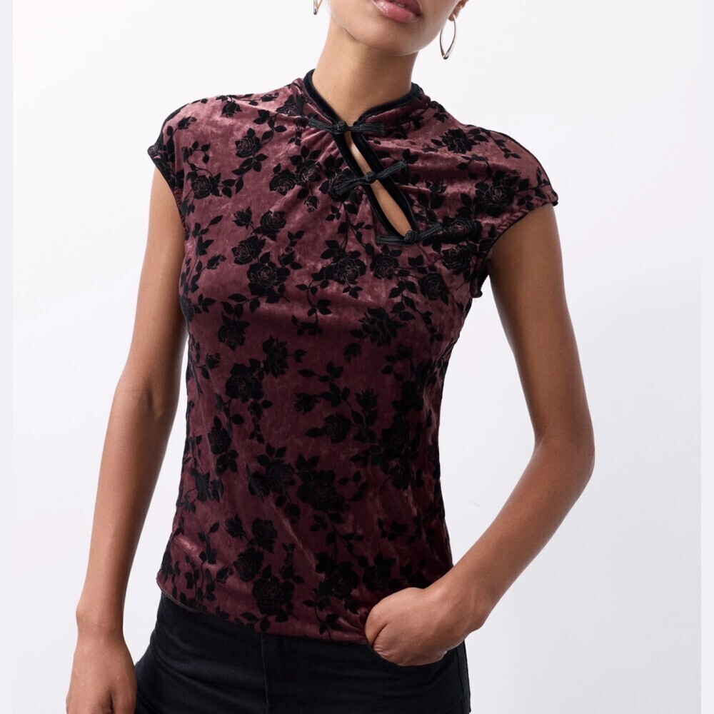 Red / Black Rose Print Velvet Frog Button Cutout Cheongsam Top